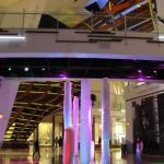 Avveniristica architettura on the strip